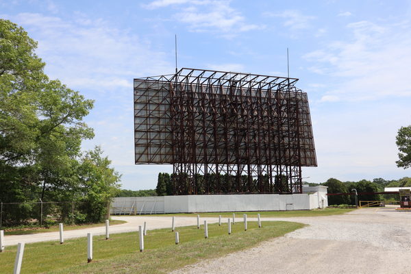 Getty 4 Drive-In Theatre - June 10 2022 Photo (newer photo)